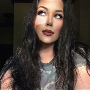 Meet your Posher, Lexi